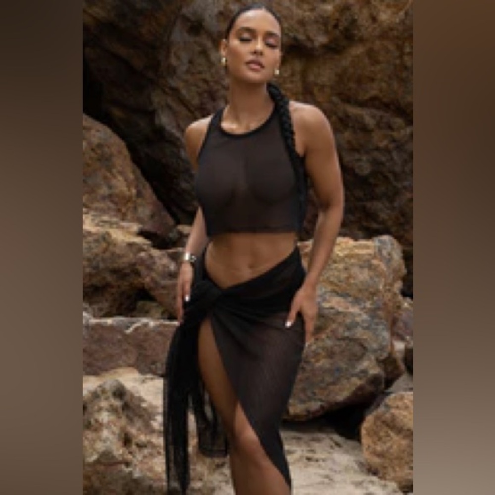 Black Golden Touch Sarong